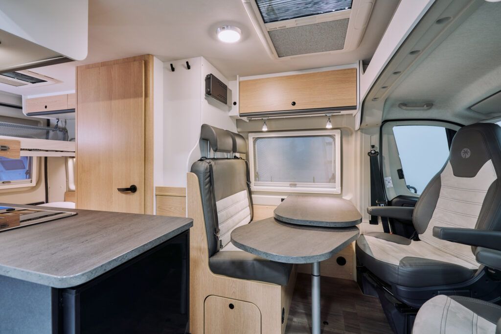 Alquiler Sunlight Cliff Adventure Edition en Campermadrid