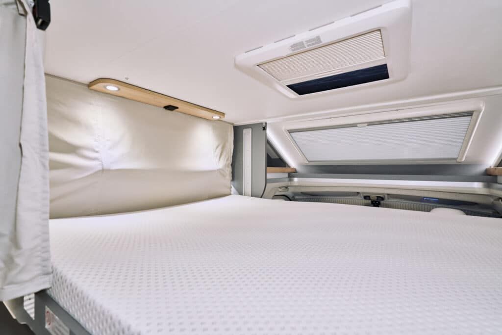 Campermadrid Dethleffs autocaravana 1